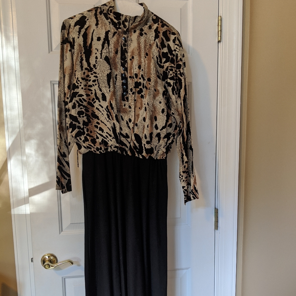 Leopard Print Dress - Picture 2 of 5
